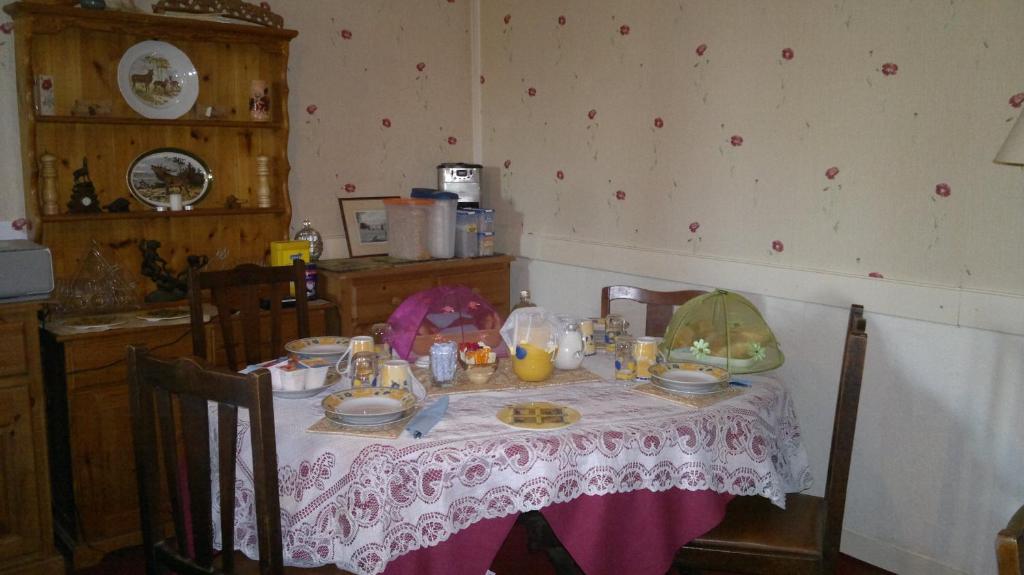La Maison Jaune Bed & Breakfast Bouresse Екстериор снимка