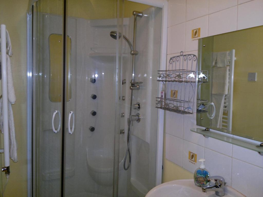 La Maison Jaune Bed & Breakfast Bouresse Екстериор снимка