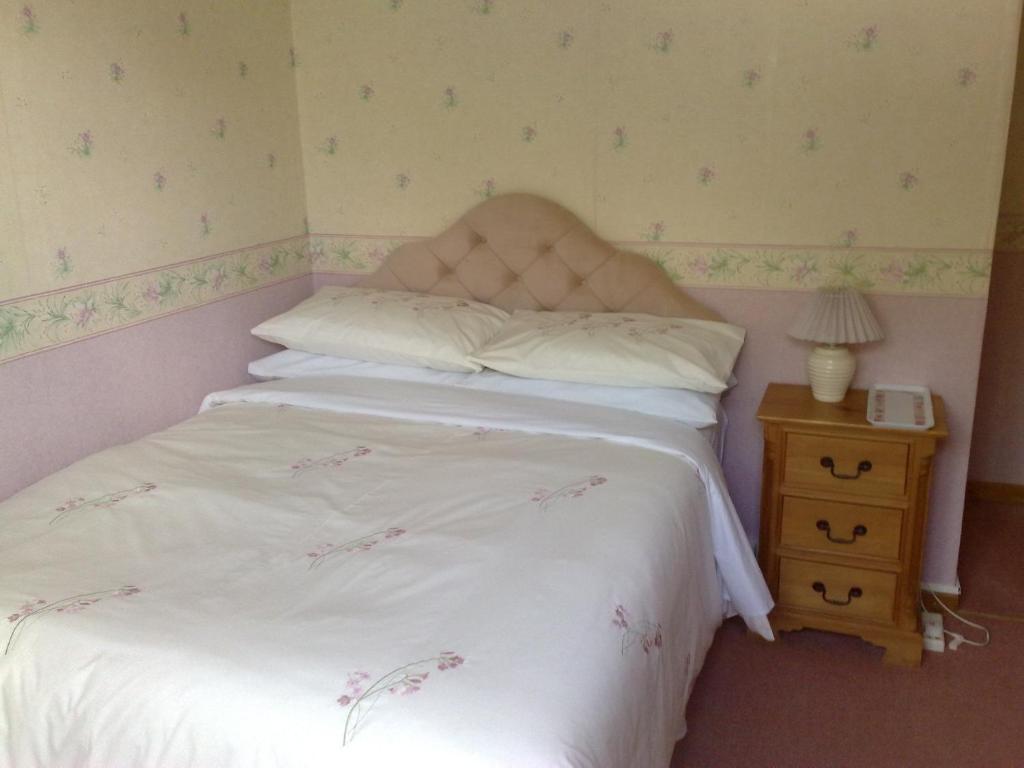 La Maison Jaune Bed & Breakfast Bouresse Екстериор снимка